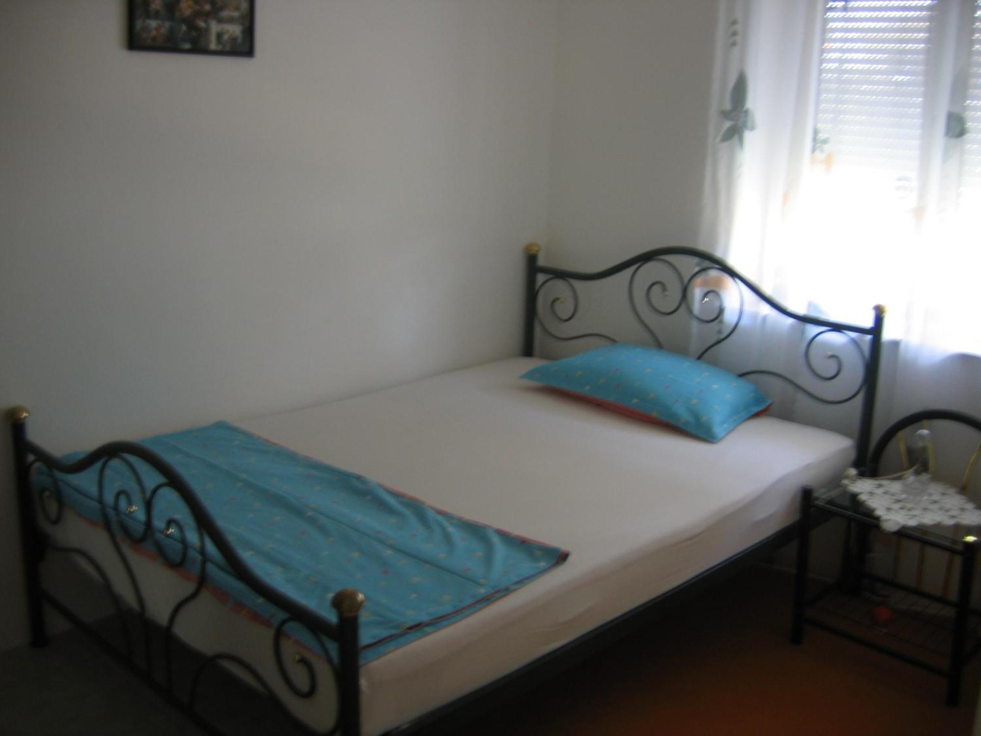 Apartment Bozena Нин Екстериор снимка