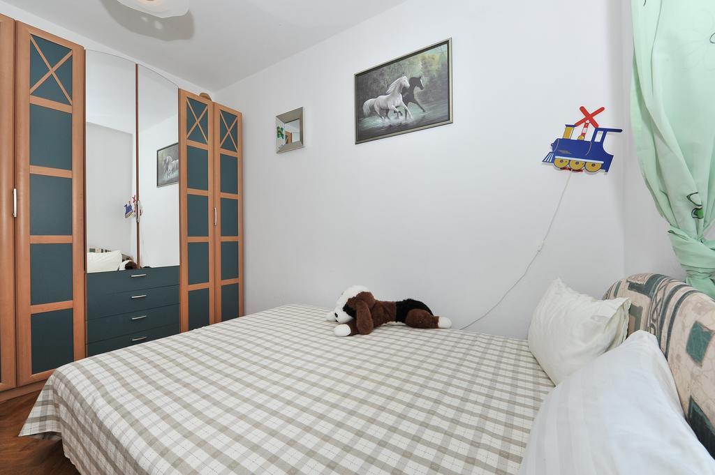 Apartment Bozena Нин Екстериор снимка