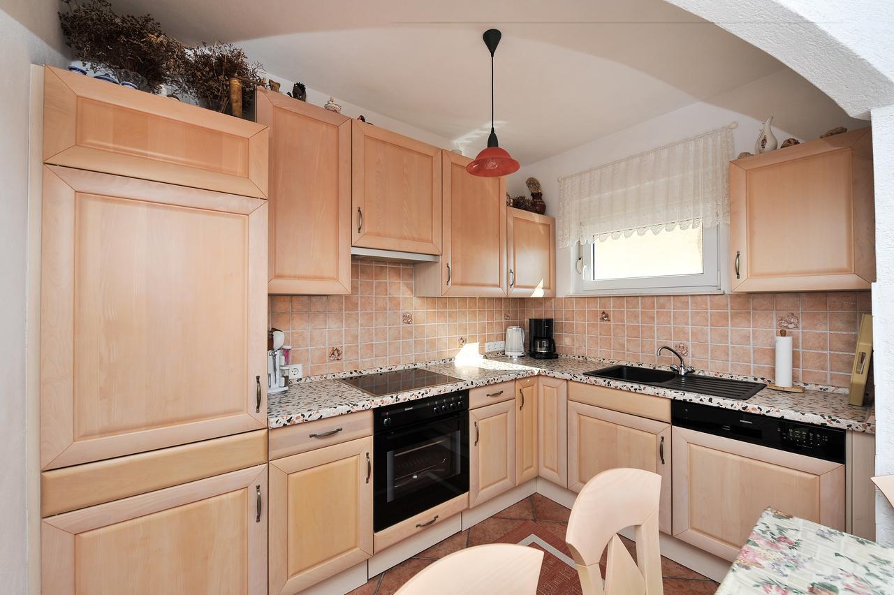Apartment Bozena Нин Екстериор снимка